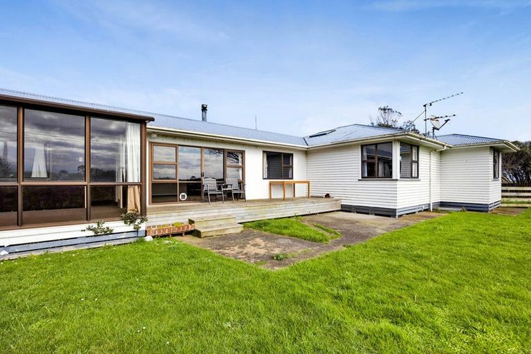 Photo of property in 180 Katene Road, Normanby, Hawera, 4675