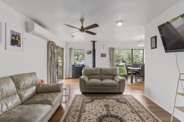 Photo of property in 43 Bellfield Road, Opaheke, Papakura, 2113