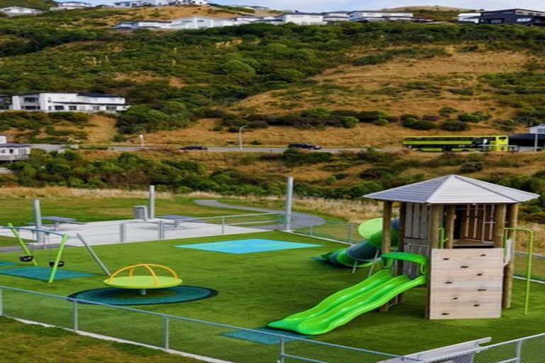 Photo of property in 60 Rochdale Drive, Churton Park, Wellington, 6037