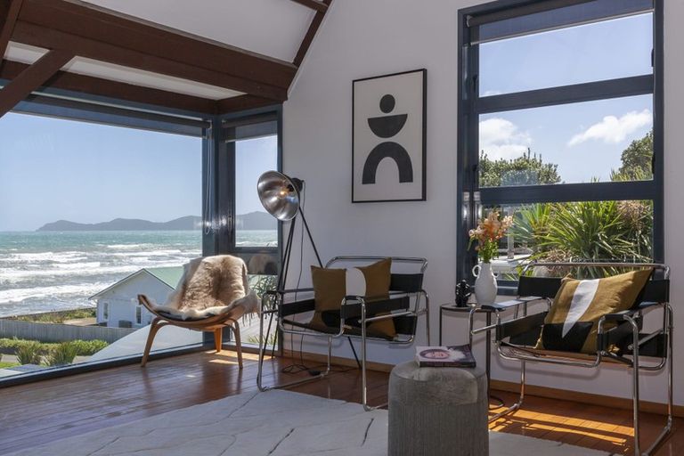 Photo of property in 62 The Parade, Paekakariki, 5034