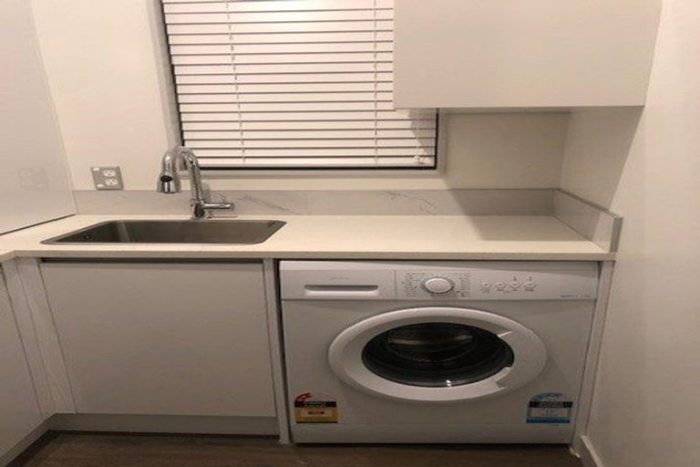 Photo of property in 36 Hangahai Road, Flat Bush, Auckland, 2019