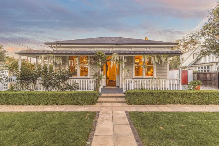 Photo of property in 1/250 Wilsons Road, Waltham, Christchurch, 8023