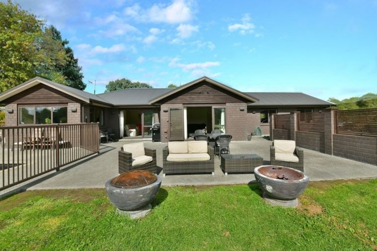 Photo of property in 648 Kahikatea Flat Road, Waitoki, Kaukapakapa, 0871