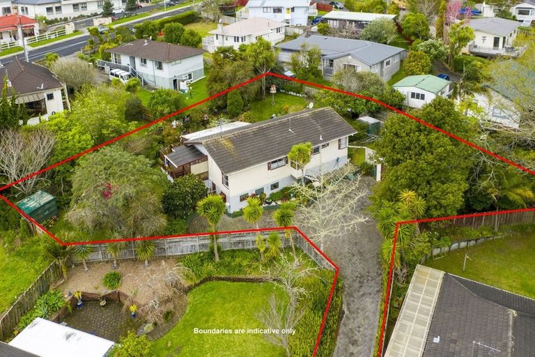 Photo of property in 8 Embassy Place, Glenfield, Auckland, 0629
