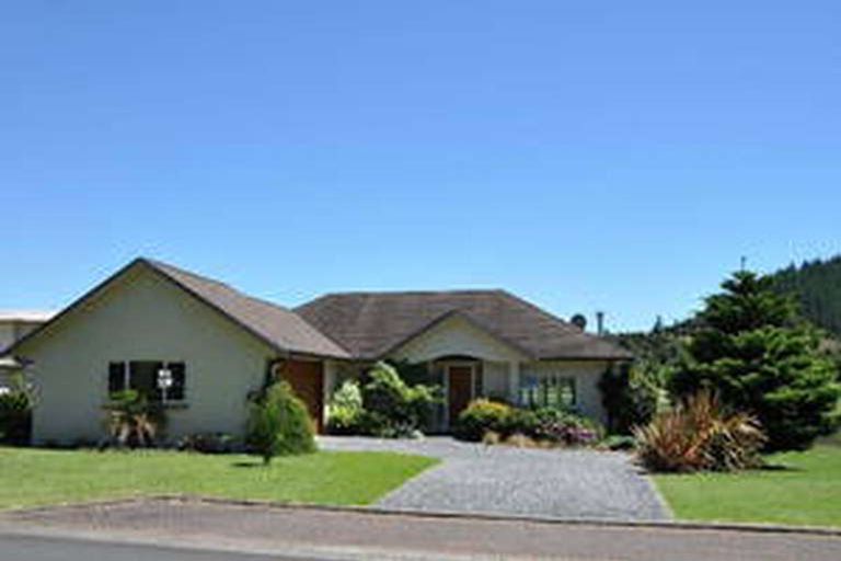 Photo of property in 18 Saint Andrews Drive, Pauanui, Hikuai, 3579