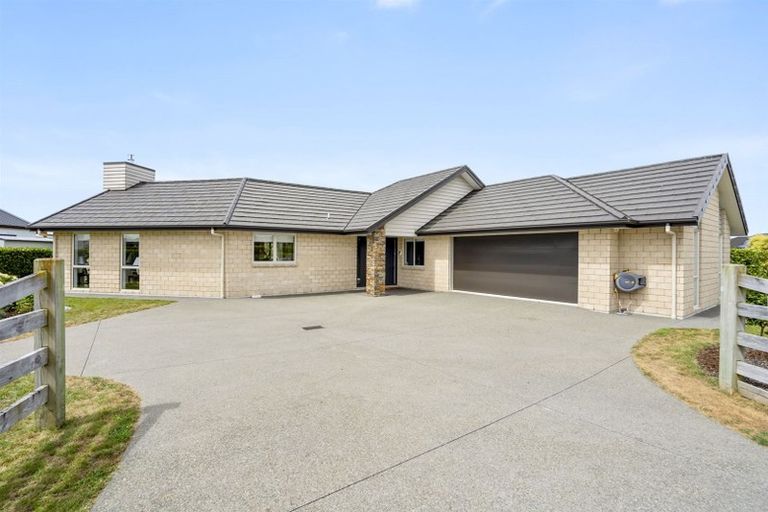 Photo of property in 32 Baxter Michael Crescent, Cambridge, 3434