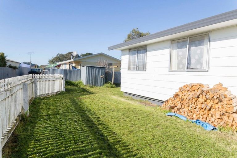 Photo of property in 12a Carlson Street, Dannevirke, 4930