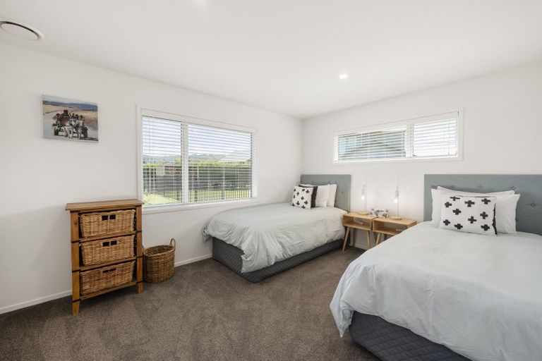 Photo of property in 140 Lisland Drive, Kinloch, Taupo, 3377
