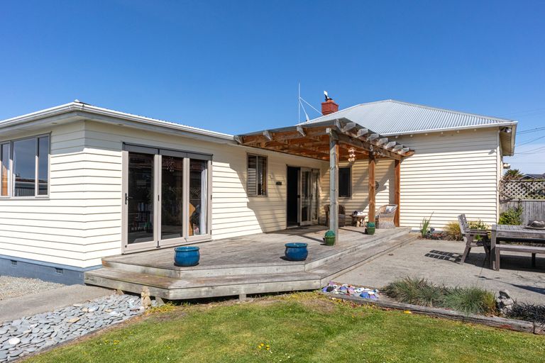 Photo of property in 8 Mowbray Street, Watlington, Timaru, 7910