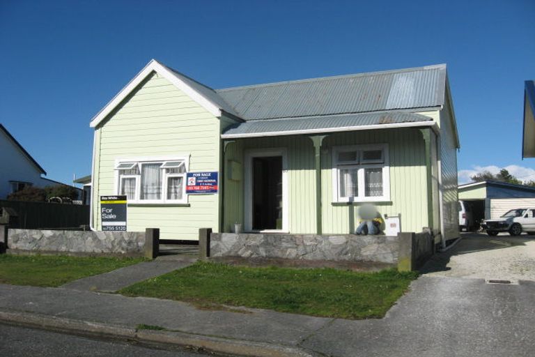 Photo of property in 80 Bealey Street, Hokitika, 7810
