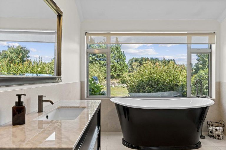 Photo of property in 7 Rexwood Estate, Carterton, 5713