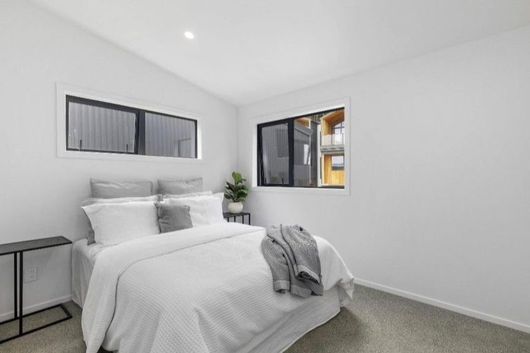 Photo of property in 9/33 Raukawa Street, Stokes Valley, Lower Hutt, 5019