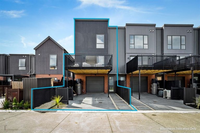 Photo of property in 52 Wallace Road, Hobsonville, Auckland, 0616