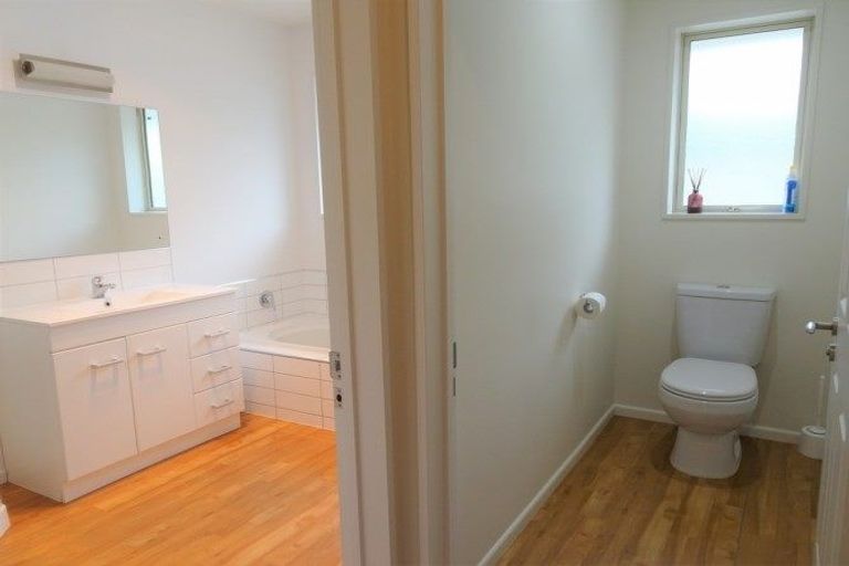 Photo of property in 16 Ridgeway Drive, Greymouth, 7805