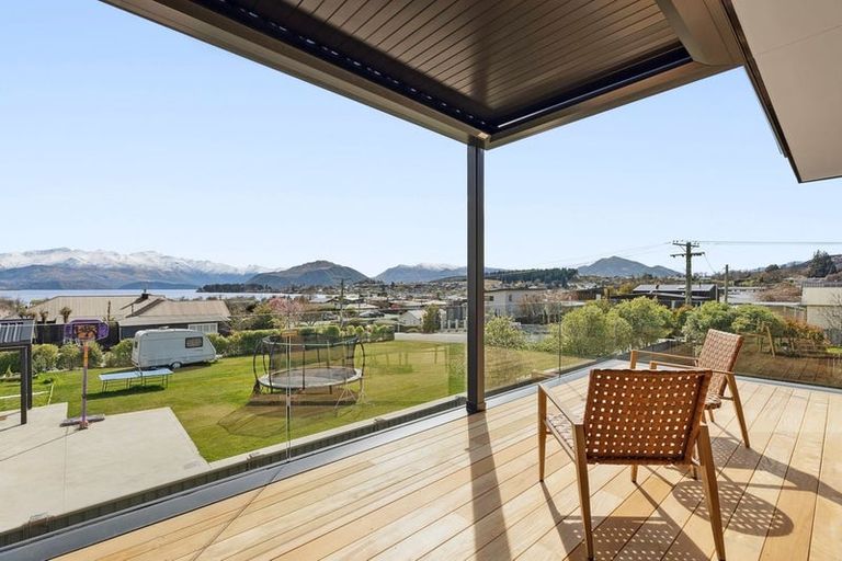 Photo of property in 107 Tenby Street, Wanaka, 9305
