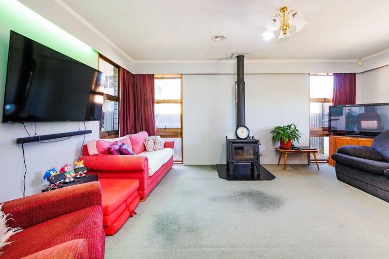 Photo of property in 29 Herbert Avenue, Cloverlea, Palmerston North, 4412