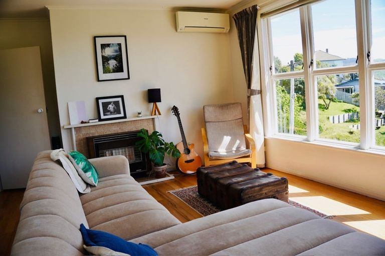 Photo of property in 50 Chaffey Crescent, Titahi Bay, Porirua, 5022