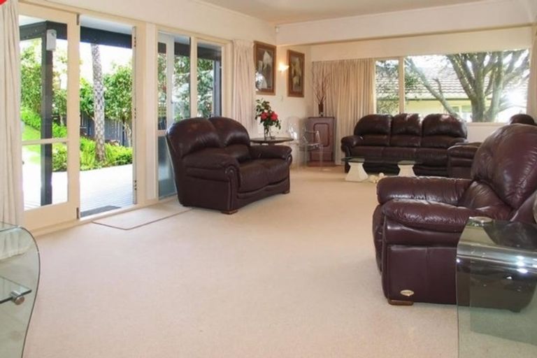 Photo of property in 6 Doon Grove, Papakowhai, Porirua, 5024