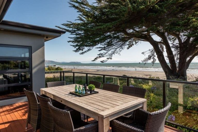 Photo of property in 23 Groves Road, Raumati Beach, Paraparaumu, 5032