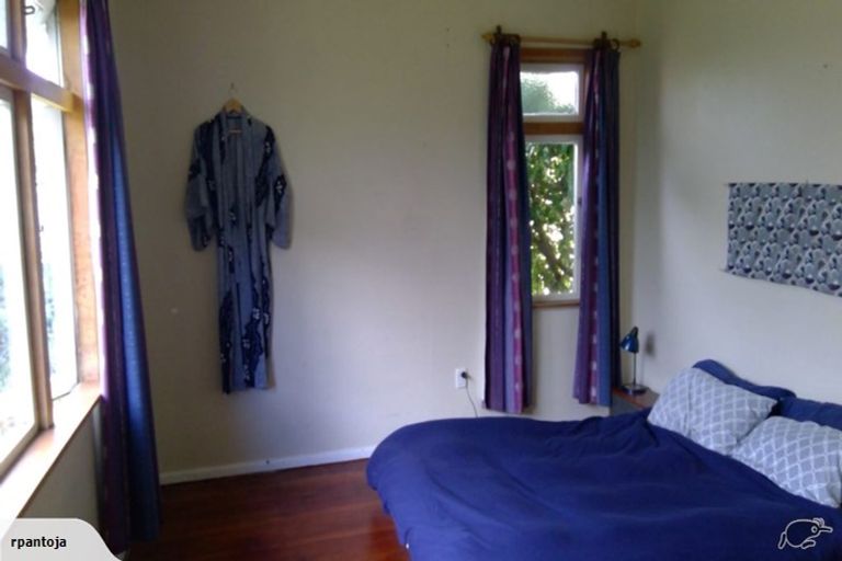 Photo of property in 4 Coleman Terrace, Hospital Hill, Napier, 4110