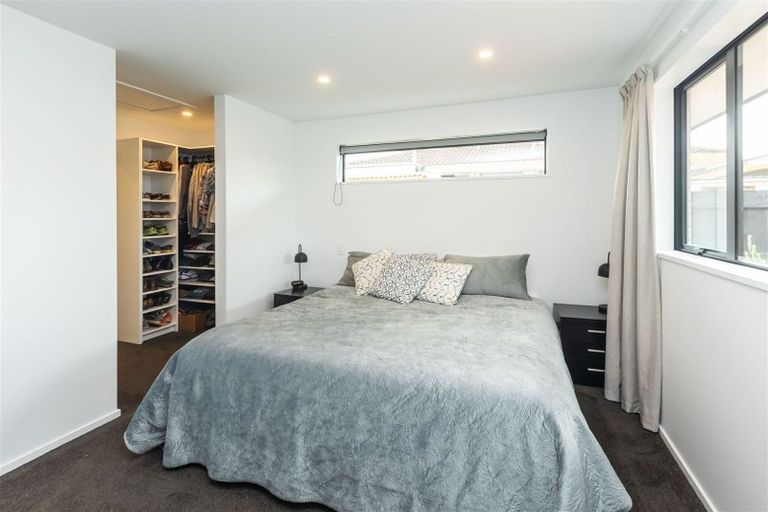 Photo of property in 17 Chipping Lane, Redwood, Christchurch, 8051