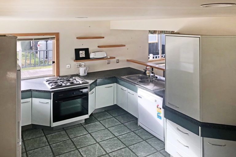 Photo of property in 113b Wynyard Crescent, Fernhill, Queenstown, 9300