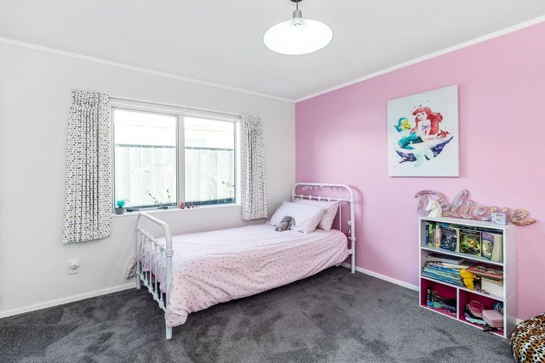 Photo of property in 29 Rutherford Drive, Waikanae Beach, Waikanae, 5036