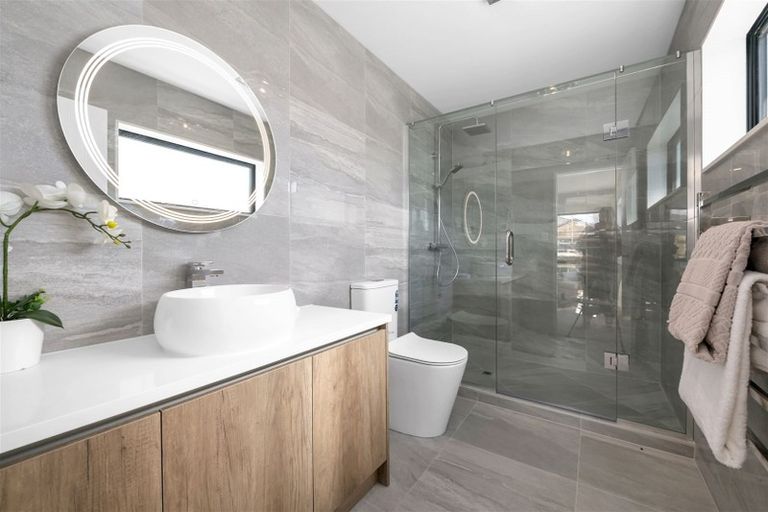 Photo of property in 19 Aklander Rise, Flat Bush, Auckland, 2019