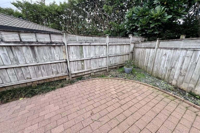 Photo of property in 29 Greenview Lane, Red Beach, 0932