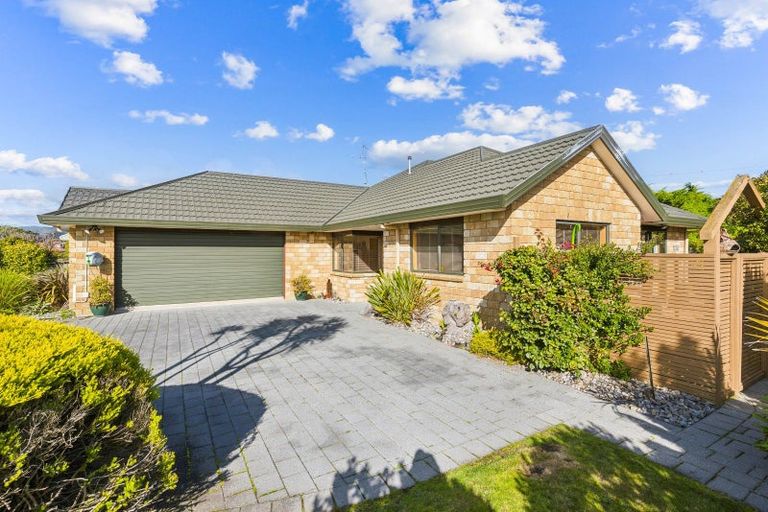 Photo of property in 22 Beach Haven Place, Paraparaumu Beach, Paraparaumu, 5032