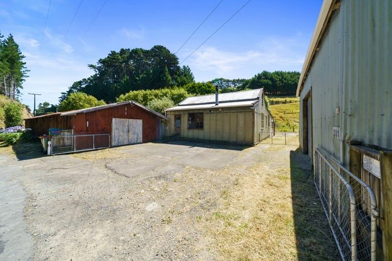 Photo of property in 281 Takapu Road, Takapu Valley, Wellington, 5028