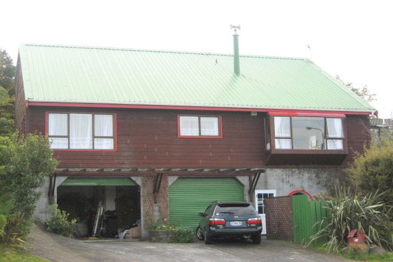 Photo of property in 176 Govett Avenue, Frankleigh Park, New Plymouth, 4310