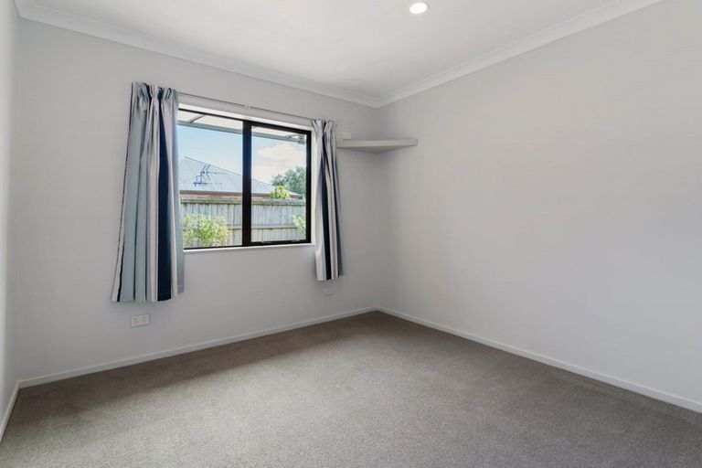 Photo of property in 24 Golden Courie Close, Papamoa Beach, Papamoa, 3118
