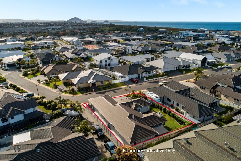 Photo of property in 45 Oceania Sands Way, Papamoa Beach, Papamoa, 3118