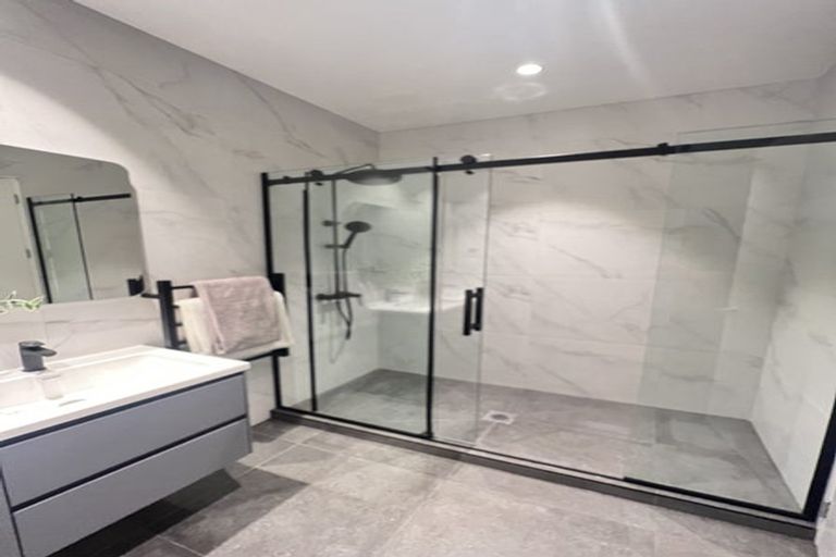 Photo of property in 167b East Coast Road, Castor Bay, Auckland, 0620