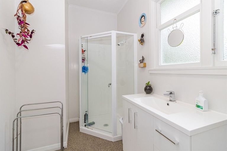 Photo of property in 5 Durie Street, Durie Hill, Whanganui, 4500