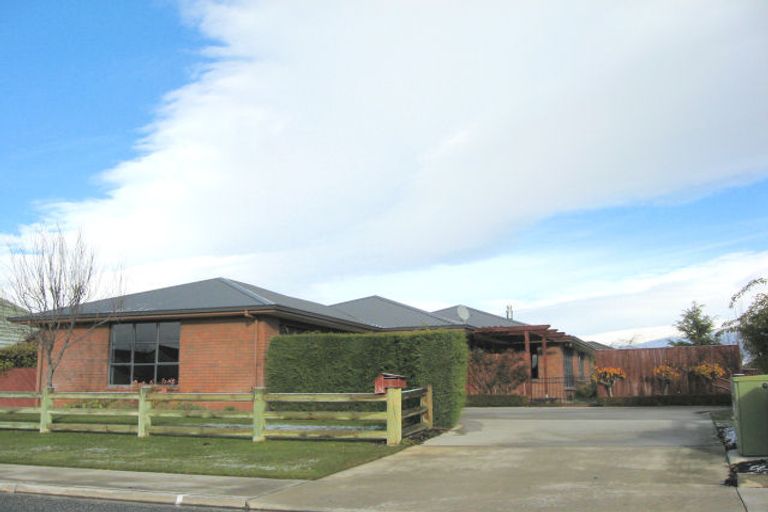 Photo of property in 1 Pines Road, Alexandra, 9320