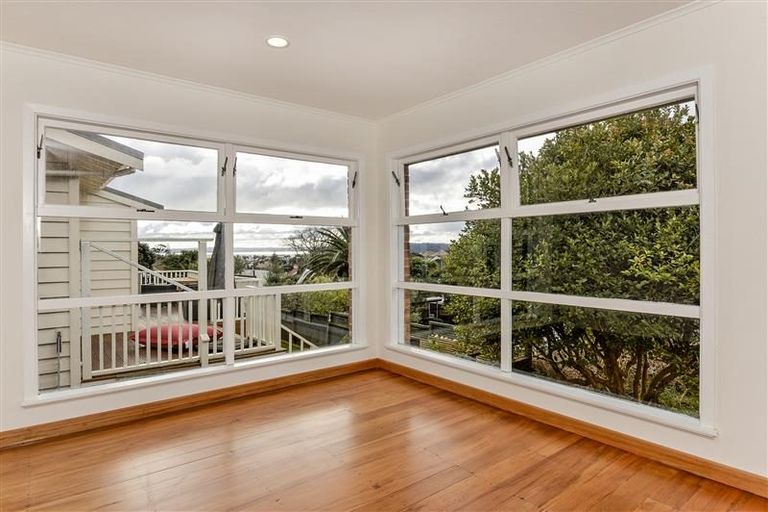 Photo of property in 93 Old Mill Road, Westmere, Auckland, 1022