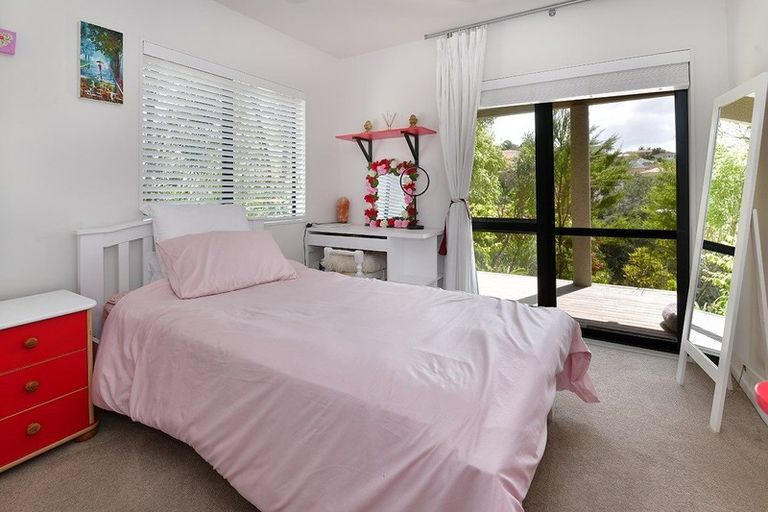 Photo of property in 15/19 Langana Avenue, Browns Bay, Auckland, 0630