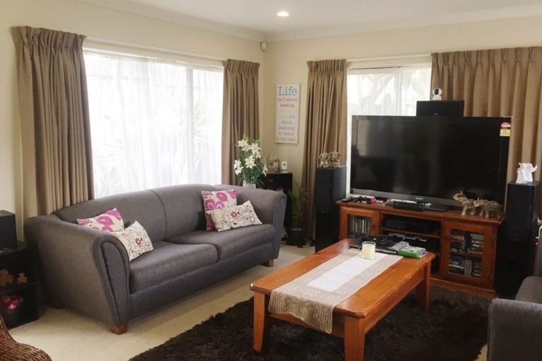 Photo of property in 21 Innisowen Place, Flat Bush, Auckland, 2019