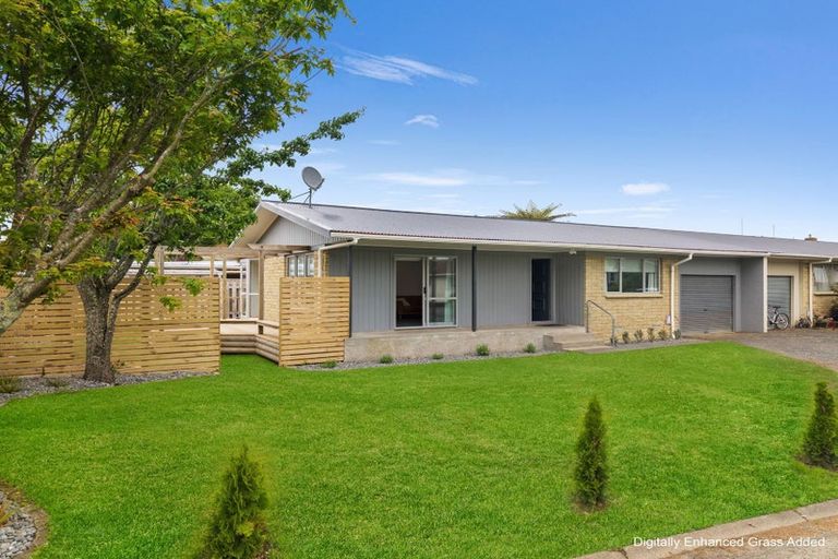 Photo of property in 50 Bowen Street, Cambridge, 3434