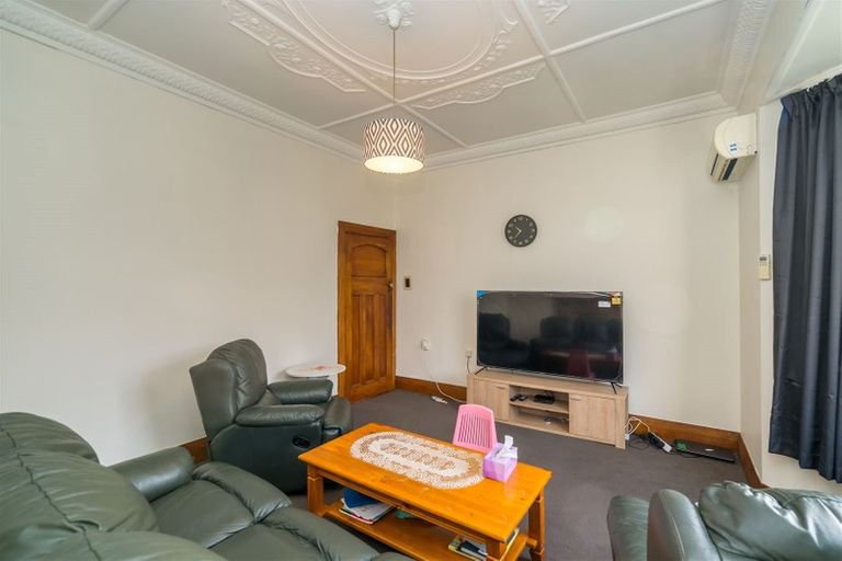 Photo of property in 42 Queens Drive, Saint Kilda, Dunedin, 9012