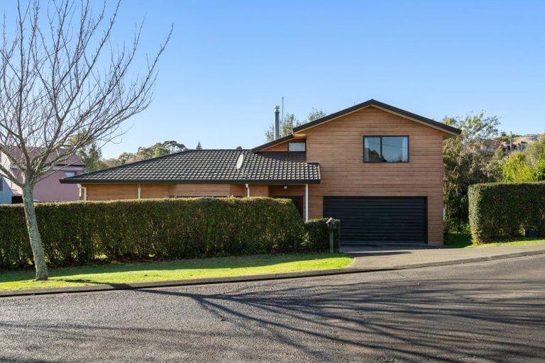 Photo of property in 33c Selwyn Road, Havelock North, 4130
