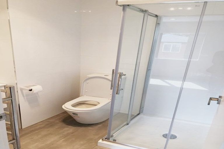 Photo of property in 38 Makamaka Lane, Albany Heights, Auckland, 0632