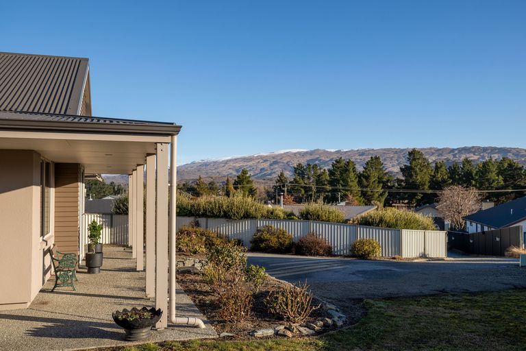 Photo of property in 12 Chandler Crescent, Clyde, 9330