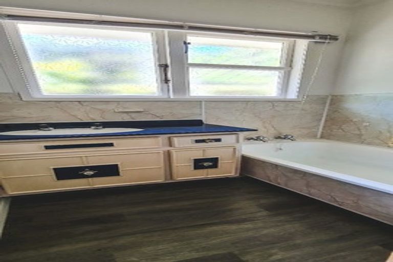 Photo of property in 48 Major Drive, Kelson, Lower Hutt, 5010