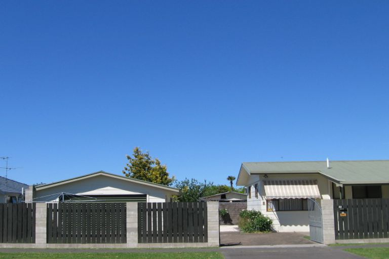 Photo of property in 22 Emily Street, Riverdale, Gisborne, 4010