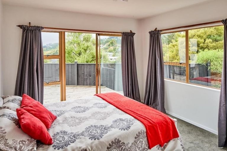 Photo of property in 18c Caesars Place, Churton Park, Wellington, 6037