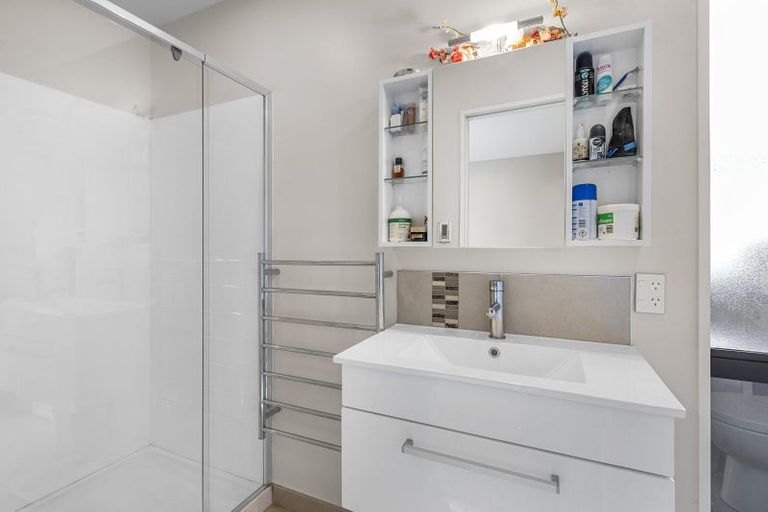 Photo of property in 6 Caulfield Avenue, Halswell, Christchurch, 8025