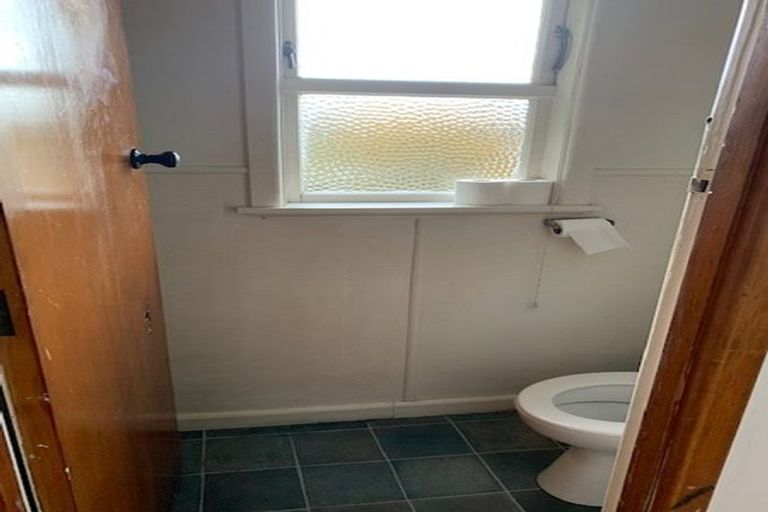 Photo of property in 21 Guildford Street, Burnside, Christchurch, 8053